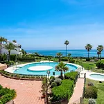 Frontline Luxury Miraflores Playa
