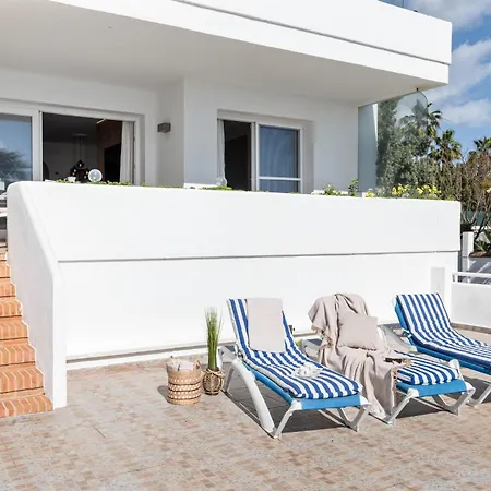 Frontline Luxury Miraflores Playa *